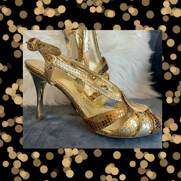 Golden Open Toe High Heels! Like new! - Picture 7 of 8